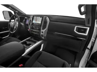 Nissan Titan 2021 4x4 SV 4p Cab de tripulación 5.6 pies SB