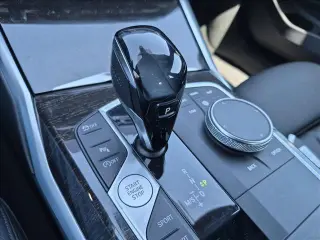 BMW Serie 3 2020 330i 4dr Sedán