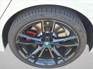 BMW Serie 3 2023 330e 4p Sedán
