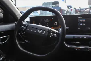Kia K4 2025 LXS 4p Sedan