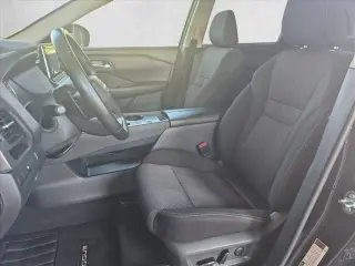 Nissan Rogue 2025 SV Crossover 4 puertas