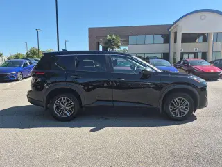 Nissan Rogue 2025 S 4dr Crossover