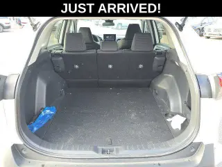 Toyota RAV4 2024 LE 4p SUV
