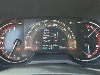 Toyota RAV4 2023 XLE Premium 4dr SUV