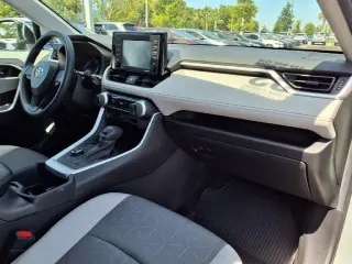 Toyota RAV4 Hybrid 2022 TRÁNSITO AWD XLE 4p SUV