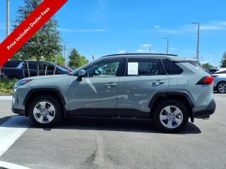 Toyota RAV4 Hybrid 2022 TRÁNSITO AWD XLE 4p SUV