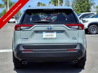 Toyota RAV4 Hybrid 2022 TRÁNSITO AWD XLE 4p SUV