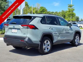 Toyota RAV4 Hybrid 2022 TRÁNSITO AWD XLE 4p SUV