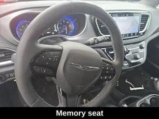Chrysler Pacifica 2023 AWD Touring L 4dr Mini-Van