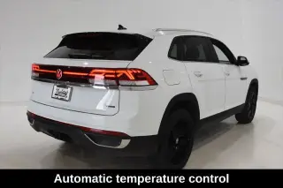 Volkswagen Atlas Cross Sport 2025 AWD SE 4Motion 4dr SUV con Tecnología