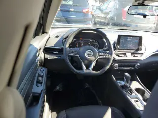 Nissan Altima 2022 AWD 2.5 SV 4dr Sedán
