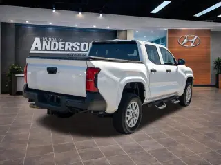 Toyota Tacoma 2024 4x2 SR 4dr Cabina Doble Doble 5.0 ft SB