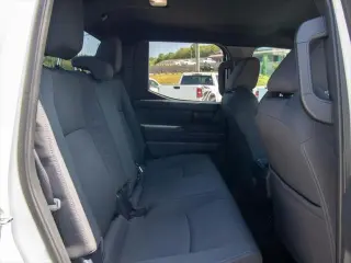 Toyota Tacoma 2024 4x2 SR 4dr Cabina Doble Doble 5.0 ft SB