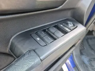 Toyota Tacoma 2025 4x2 SR5 4p Doble Cabina Doble 5.0 ft SB