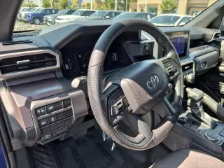 Toyota Tacoma 2025 4x2 SR5 4p Doble Cabina Doble 5.0 ft SB
