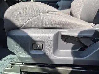 Toyota Tacoma 2025 4x2 SR5 4p Doble Cabina Doble 5.0 ft SB
