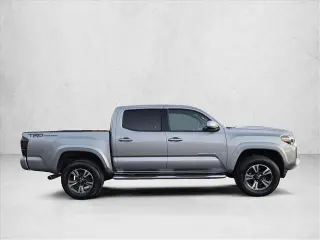 Toyota Tacoma 2016 4x2 TRD Sport 4p Doble Cabina 5.0 ft SB