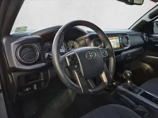 Toyota Tacoma 2016 4x2 TRD Sport 4p Doble Cabina 5.0 ft SB