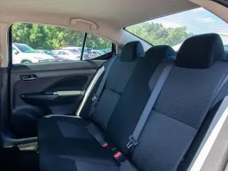 Nissan Versa 2022 SV 4p Sedan