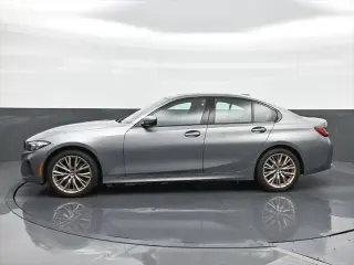 BMW Serie 3 2023 330i 4p Sedén