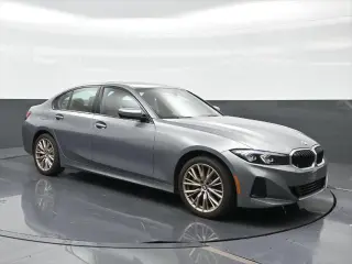 BMW Serie 3 2023 330i 4p Sedén