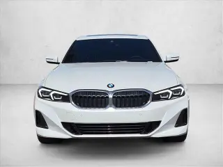 BMW Serie 3 2024 330i 4dr Sedán