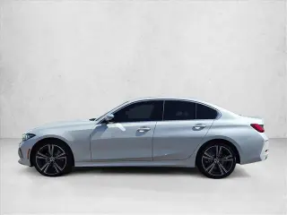 BMW Serie 3 2024 330i 4dr Sedán