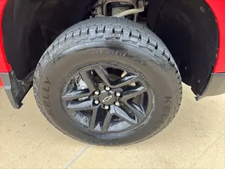 Chevrolet Silverado 1500 2022 4x4 LT Trail Boss 4p. Cabina Tripla 5.8 ft. CB