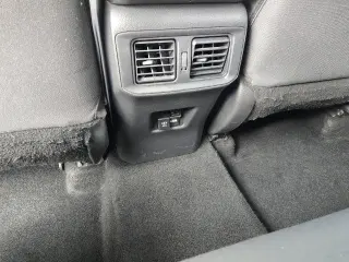 Toyota RAV4 2021 XLE 4p SUV