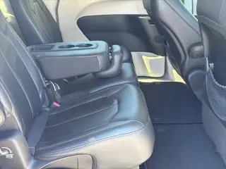 Chrysler Pacifica 2017 Touring-L 4dr Mini-Van