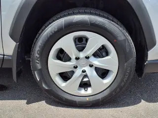 Toyota RAV4 2021 AWD LE 4dr SUV