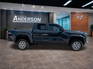 Toyota Tacoma 2024 4x4 SR 4p Doble Cabina Doble 5.0 ft SB 8A