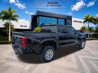 Toyota Tacoma 2024 4x4 SR5 4dr Cab doble 5.0 ft SB