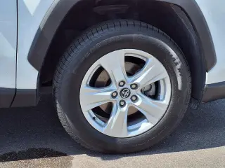 Toyota RAV4 2021 XLE 4dr SUV