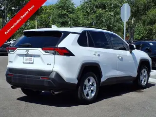 Toyota RAV4 2021 XLE 4dr SUV
