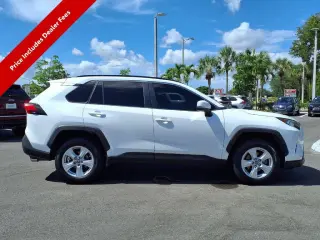 Toyota RAV4 2021 XLE 4dr SUV