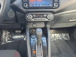 Nissan Versa 2024 SR Sedán de 4 puertas