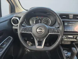 Nissan Versa 2024 SR Sedán de 4 puertas