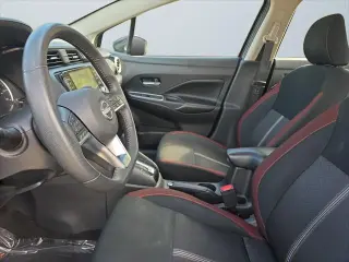 Nissan Versa 2024 SR Sedán de 4 puertas