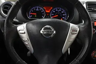 Nissan Versa Note 2014 SV 4p Hatchback