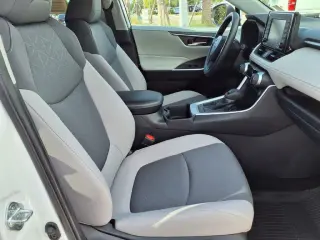 Toyota RAV4 2022 XLE 4dr SUV