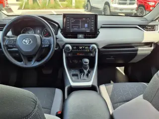 Toyota RAV4 2022 XLE 4dr SUV