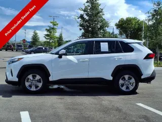 Toyota RAV4 2022 XLE 4dr SUV