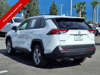 Toyota RAV4 2022 XLE 4dr SUV