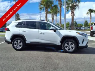 Toyota RAV4 2022 XLE 4dr SUV