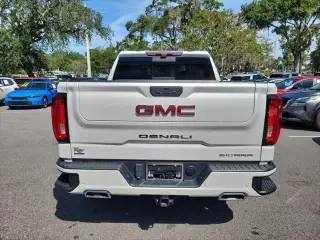 GMC Sierra 1500 2021 4x4 Denali 4p Cabilla de Tripulación 5.8 ft. SB
