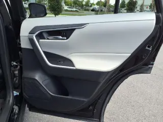 Toyota RAV4 Hybrid 2021 AWD XLE Premium 4dr SUV