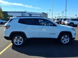 Jeep Compass 2024 4x4 Latitude 4p SUV