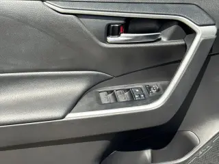 Toyota RAV4 2022 XLE Premium 4dr SUV