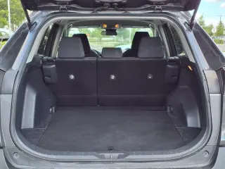 Toyota RAV4 2021 AWD LE 4dr SUV